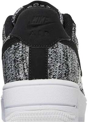(JR) Nike Air Force 1 Flyknit 2.0 ''Oreo'' Sneakers BV0063-001 Sizing (JR) Nike Air Force 1 Flyknit 2.0 ''Oreo'' Sneakers BV0063-001