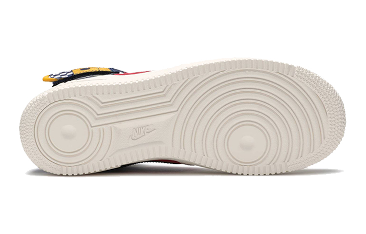 Shop (JR) ナイキ エアフォース1 ハイ LV8 マルチカラー AV7958-100