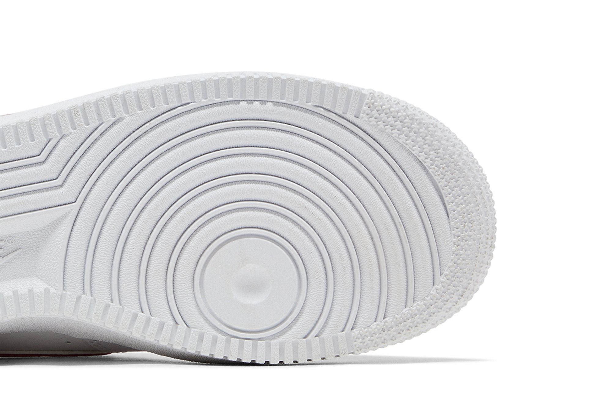 Purchase (JR) ナイキ エアフォース1 '07 ロー ジムレッド AV6252-101