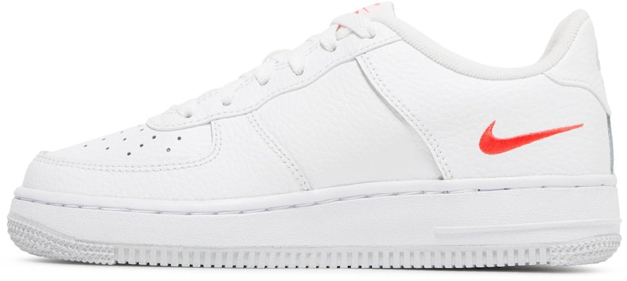 Nike Air Force 1 低筒板鞋 GS 白色 Lookbook Nike Air Force 1 低筒板鞋 GS 白色