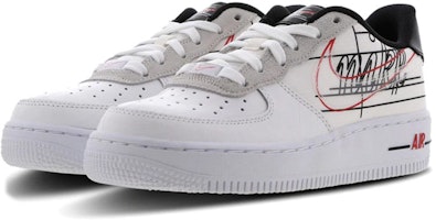 (JR) Nike Air Force 1 Low 'Script Swoosh' Putih รองเท้าผ้าใบ CK9707-100 Lookbook (JR) Nike Air Force 1 Low 'Script Swoosh' Putih รองเท้าผ้าใบ CK9707-100