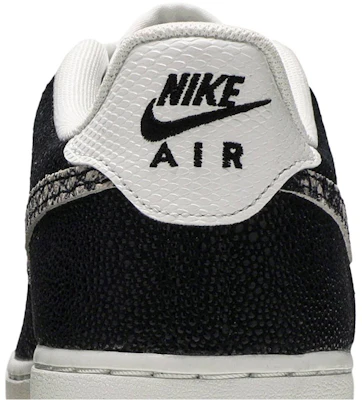 Nike Air Force 1 低筒板鞋 女款 黑白 Sizing Nike Air Force 1 低筒板鞋 女款 黑白