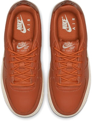 (JR) Nike Air Force 1 Low Premium 'Swoosh Bordado' AV0750-200 Shop (JR) Nike Air Force 1 Low Premium 'Swoosh Bordado' AV0750-200