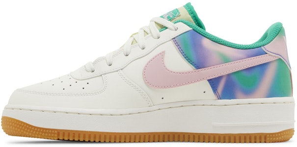 Nike Air Force 1 Low 耐磨通風 低筒 板鞋 男女同款 白綠 Lookbook Nike Air Force 1 Low 耐磨通風 低筒 板鞋 男女同款 白綠