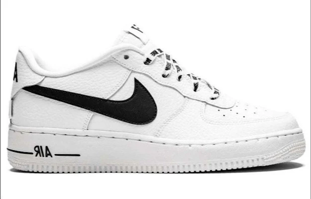 (JR) ナイキ エアフォース1 LV8 白黒 820438-108 Order (JR) ナイキ エアフォース1 LV8 白黒 820438-108