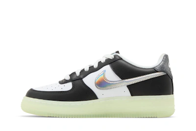 (Youth) Nike Air Force 1 LV8 'Year of the Dragon' FZ5529-103