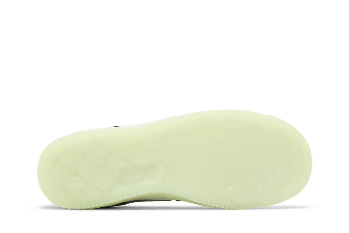 (Youth) Nike Air Force 1 LV8 'Year of the Dragon' FZ5529-103