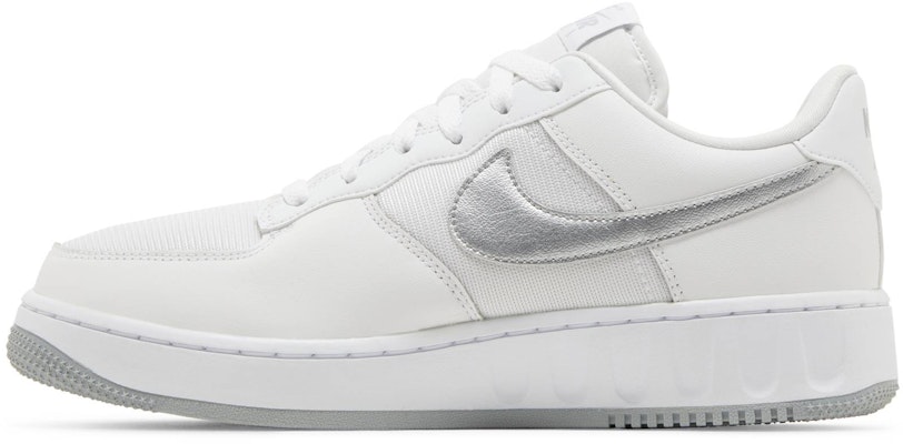(JR) Nike Air Force 1 Unity 'Putih Perak' DQ6029-102 Lookbook (JR) Nike Air Force 1 Unity 'Putih Perak' DQ6029-102