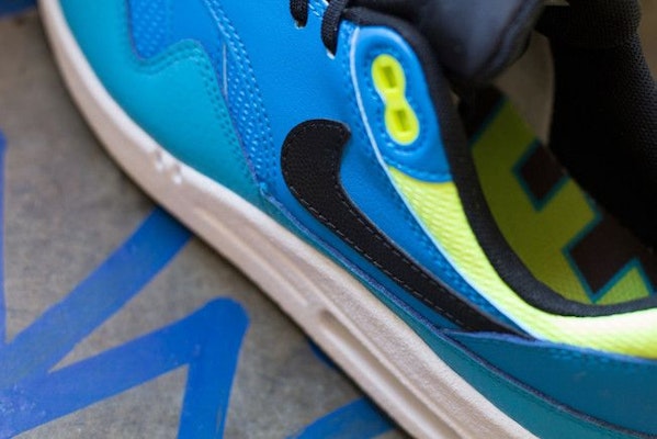 (JR) Nike Air Max 1 Biru Hero 555766-401 Lookbook (JR) Nike Air Max 1 Biru Hero 555766-401