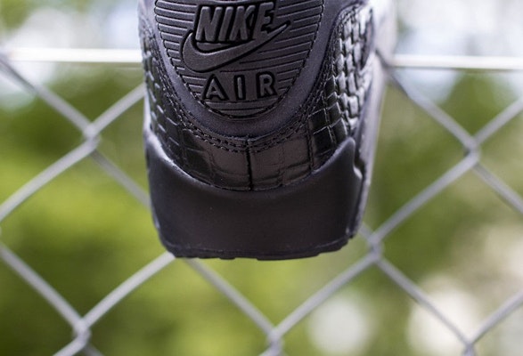 (JR) 나이키 에어맥스 90 프리미엄 '블랙 레플타일' 443817-003 Lookbook (JR) 나이키 에어맥스 90 프리미엄 '블랙 레플타일' 443817-003