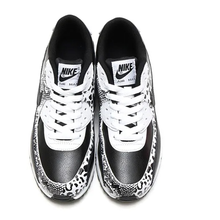 Shop (JR) 耐克Air Max 90高级网面“黑白” 724876-001