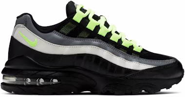 (Youth) Nike Air Max 95 'Black Volt' 905348-022 (Youth) Nike Air Max 95 'Black Volt' 905348-022