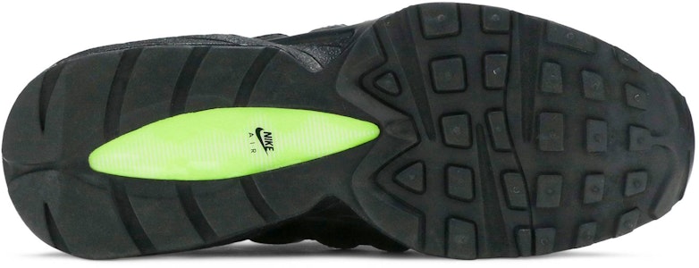 (JR) Nike Air Max 95 'Hitam Volt' 905348-022 Shop (JR) Nike Air Max 95 'Hitam Volt' 905348-022