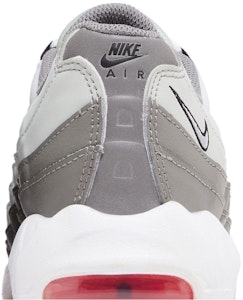(JR) ナイキ エア マックス 95 リクラフト "ライトシルバー" CJ3906-012 Sizing (JR) ナイキ エア マックス 95 リクラフト "ライトシルバー" CJ3906-012