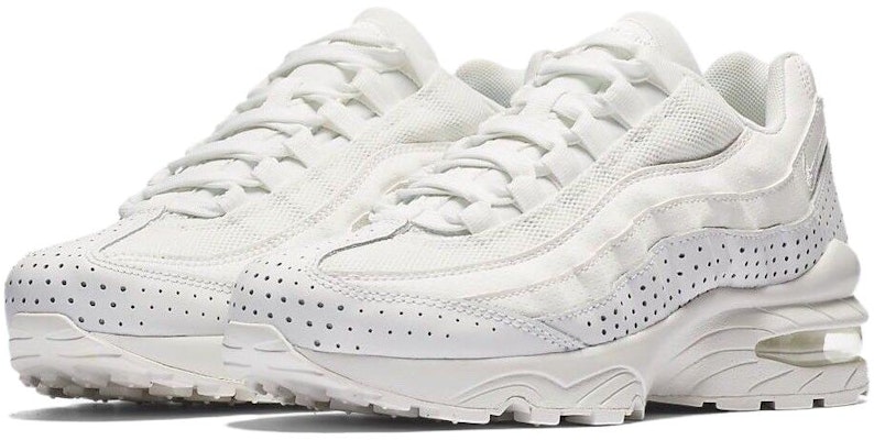 (JR) Nike Air Max 95 SE 'Summit White' Putih Mewah 922173-101 Lookbook (JR) Nike Air Max 95 SE 'Summit White' Putih Mewah 922173-101