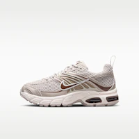 (Youth) Nike Air Max Moto 2K Cream II/Sale/Faux Brown IQ9430-200 (Youth) Nike Air Max Moto 2K Cream II/Sale/Faux Brown IQ9430-200