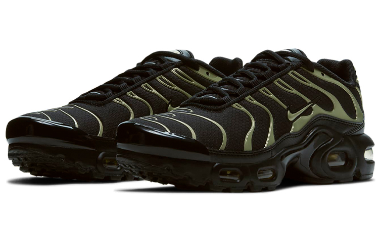 Lookbook (JR) Nike Air Max Plus 'Hitam Emas Metalik' CD0609-011