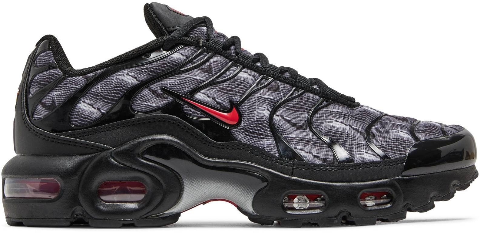 youth-nike-air-max-plus-black-university-red-dj-4622-001