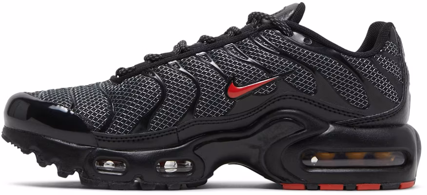 (JR) Nike Air Max Plus 'Bred' Lelaki Hitam Merah DQ1104-001 Lookbook (JR) Nike Air Max Plus 'Bred' Lelaki Hitam Merah DQ1104-001