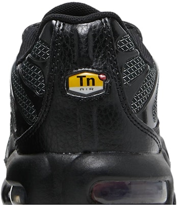 (JR) Nike Air Max Plus 'Bred' Lelaki Hitam Merah DQ1104-001 Sizing (JR) Nike Air Max Plus 'Bred' Lelaki Hitam Merah DQ1104-001
