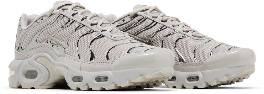 (JR) Nike Air Max Plus ''Light Iron Ore Chrome'' Lelaki & Wanita. FZ0977-001 Cheap (JR) Nike Air Max Plus ''Light Iron Ore Chrome'' Lelaki & Wanita. FZ0977-001