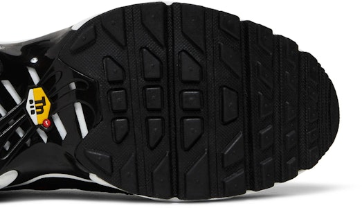 Nike Air Max Plus 舒適休閒 透氣 低筒 跑步鞋 GS 黑紅色 Purchase Nike Air Max Plus 舒適休閒 透氣 低筒 跑步鞋 GS 黑紅色