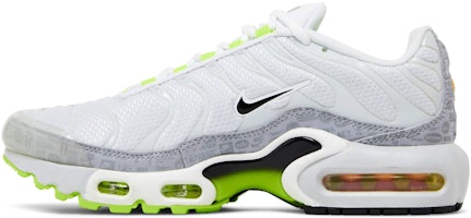 (JR) Nike Air Max Plus 'Logo Reflektif - Putih Volt' CD0609-015 Lookbook (JR) Nike Air Max Plus 'Logo Reflektif - Putih Volt' CD0609-015