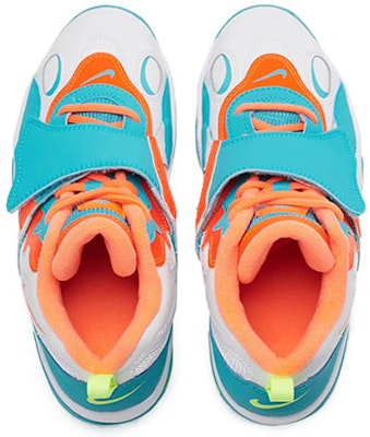 Nike Air Max Speed Turf (GS) 湖藍白 實戰籃球鞋 Lookbook Nike Air Max Speed Turf (GS) 湖藍白 實戰籃球鞋