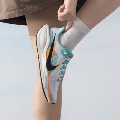 (JR) Nike Air Zoom Pegasus 41 'Putih Mint Oranye' HM3724-101 Details for (JR) Nike Air Zoom Pegasus 41 'Putih Mint Oranye' HM3724-101