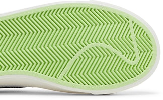 (JR) Nike Blazer Low '77 GS 'Lightning Bolt Swoosh' Lelaki & Wanita DM8689-100 Purchase (JR) Nike Blazer Low '77 GS 'Lightning Bolt Swoosh' Lelaki & Wanita DM8689-100