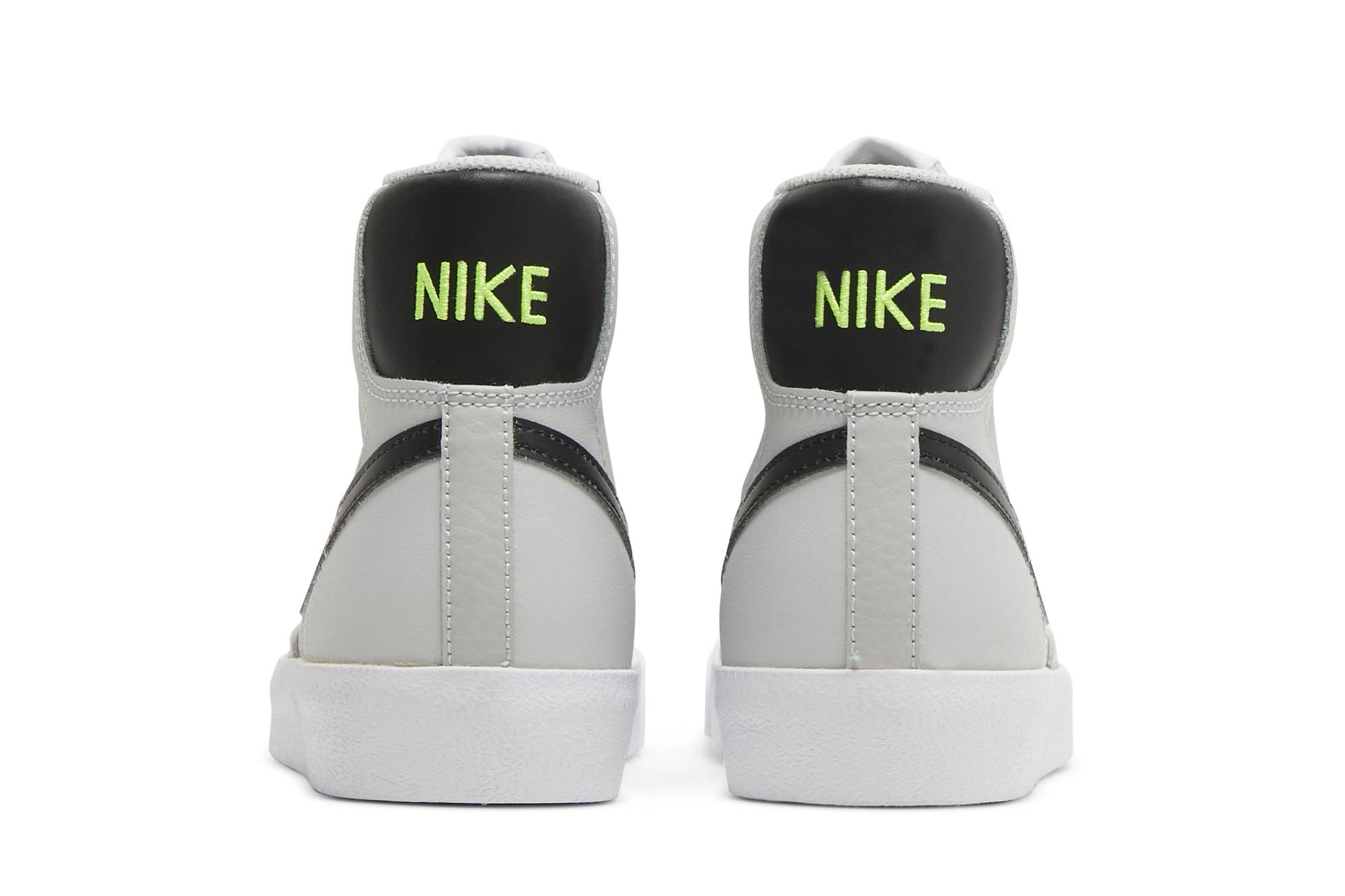 Details for (JR) Nike Blazer Mid '77 GS 'Grey Fog' Gris Niebla DA4086-006