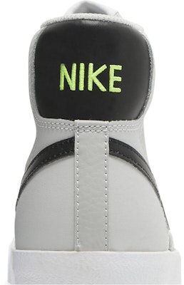 (JR) Nike Blazer Mid '77 GS 'Grey Fog' Gris Niebla DA4086-006 Sizing (JR) Nike Blazer Mid '77 GS 'Grey Fog' Gris Niebla DA4086-006
