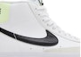 Order (JR) 나이키 블레이저 미드 '77 GS '화이트 블랙 볼트' DA4086-109