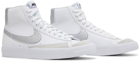(JR) 나이키 블레이저 미드 '77 (GS) 화이트/메탈릭 실버 DA4086-101 Cheap (JR) 나이키 블레이저 미드 '77 (GS) 화이트/메탈릭 실버 DA4086-101