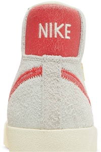 (JR) 耐克Blazer Mid '77 Premium GS "时间考验" DO7226-100 Sizing (JR) 耐克Blazer Mid '77 Premium GS "时间考验" DO7226-100