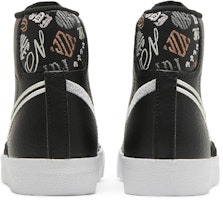 (JR) 나이키 블레이저 Mid '77 SE (플레이풀 폰트) DJ0265-001 Details for (JR) 나이키 블레이저 Mid '77 SE (플레이풀 폰트) DJ0265-001