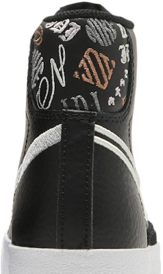 (JR) 나이키 블레이저 Mid '77 SE (플레이풀 폰트) DJ0265-001 Sizing (JR) 나이키 블레이저 Mid '77 SE (플레이풀 폰트) DJ0265-001