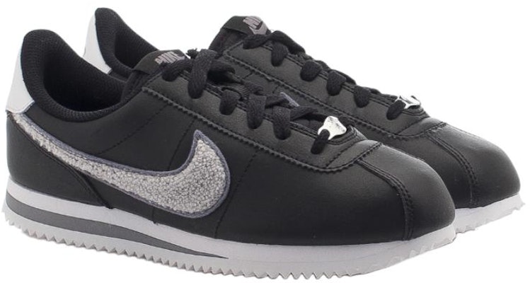 (JR) Nike Cortez Basic Leather SE 'Chenille Swoosh - Negro' AA3496-002 Lookbook (JR) Nike Cortez Basic Leather SE 'Chenille Swoosh - Negro' AA3496-002