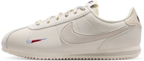 nike-cortez-soft-pearl-comet-blue-burgundy-crush-light-alderwood-brown-ih-7655-001