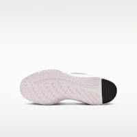 Order (JR) Nike Cosmic Runner SE 2 白色/漂白乾燥架/帆白/黑色 IV6224-100