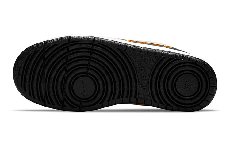 Details for Nike 法院區低筒2號帆布板鞋 GS 黑棕