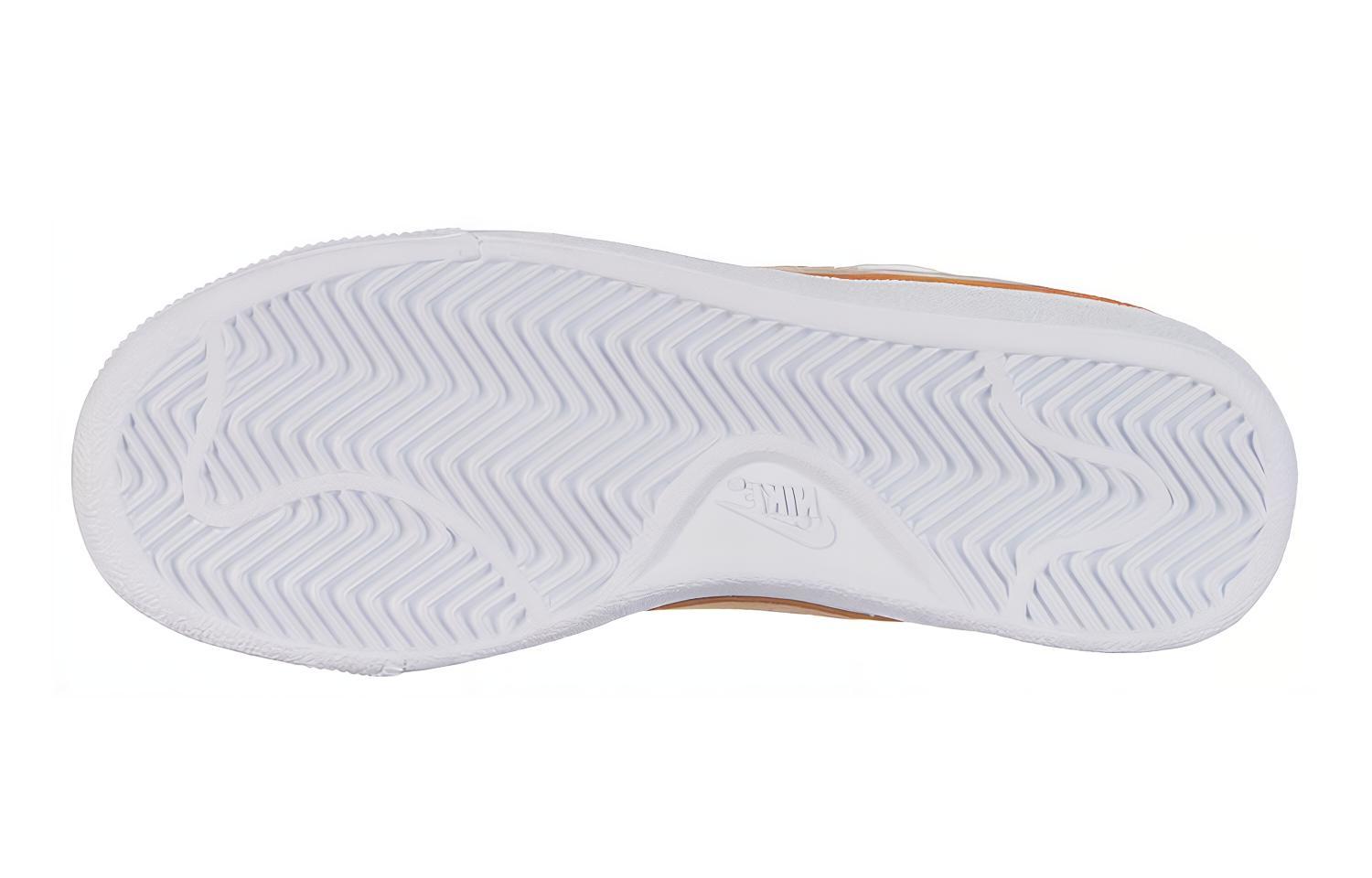 (Youth) Nike Court Royale Sneakers White/Gold 圖 4