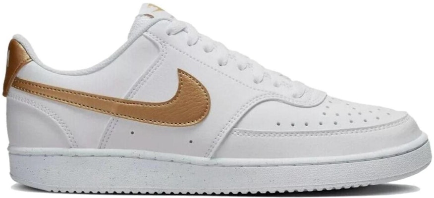 (JR) ナイキ コート ビジョン LO NN 白/金 (Nike Kōto Bijon LO NN Shiro/Kin) DH3158-105 Order (JR) ナイキ コート ビジョン LO NN 白/金 (Nike Kōto Bijon LO NN Shiro/Kin) DH3158-105