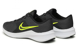 Shop (Youth) Nike Downshifter 11 Low-Top Black/Yellow CZ3949-011