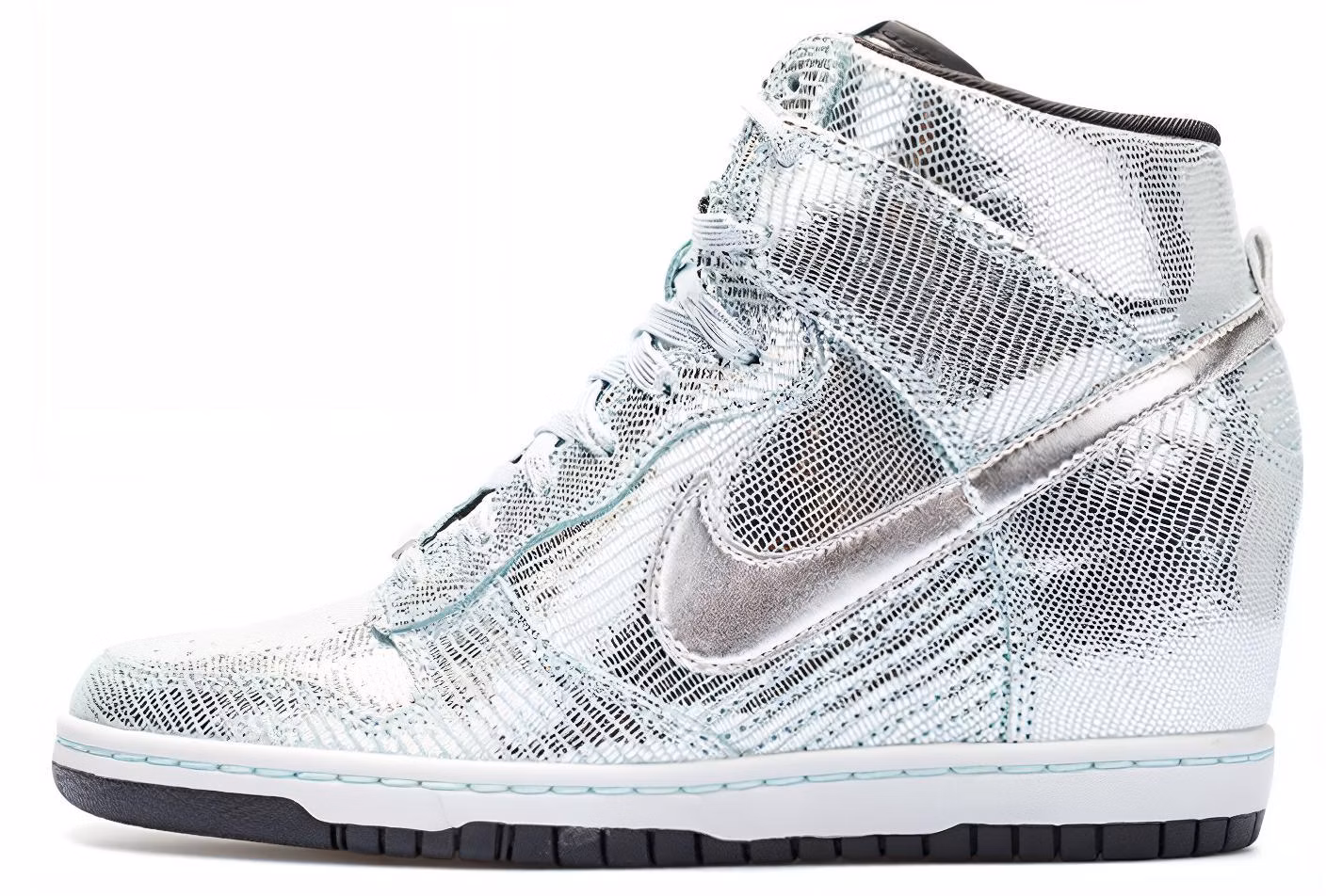 youth-nike-dunk-high-sky-hi-silver-san-fran-marathon-635948-001