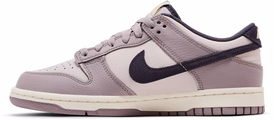 (JR) Nike Dunk Rendah 'Violet Ore Cerah' HQ3573-202 Lookbook (JR) Nike Dunk Rendah 'Violet Ore Cerah' HQ3573-202