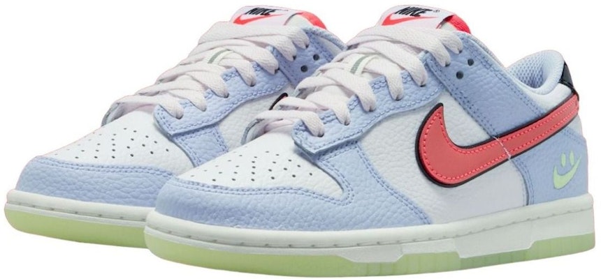 (JR) 나이키 덩크 로우 ''스마일리 스우시 화이트 - 하이드로젠 블루 크림슨'' IR0614-100 Order (JR) 나이키 덩크 로우 ''스마일리 스우시 화이트 - 하이드로젠 블루 크림슨'' IR0614-100
