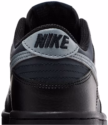 (Youth) Nike Dunk Low 'Symbiote' HQ3815-001 Sizing (Youth) Nike Dunk Low 'Symbiote' HQ3815-001