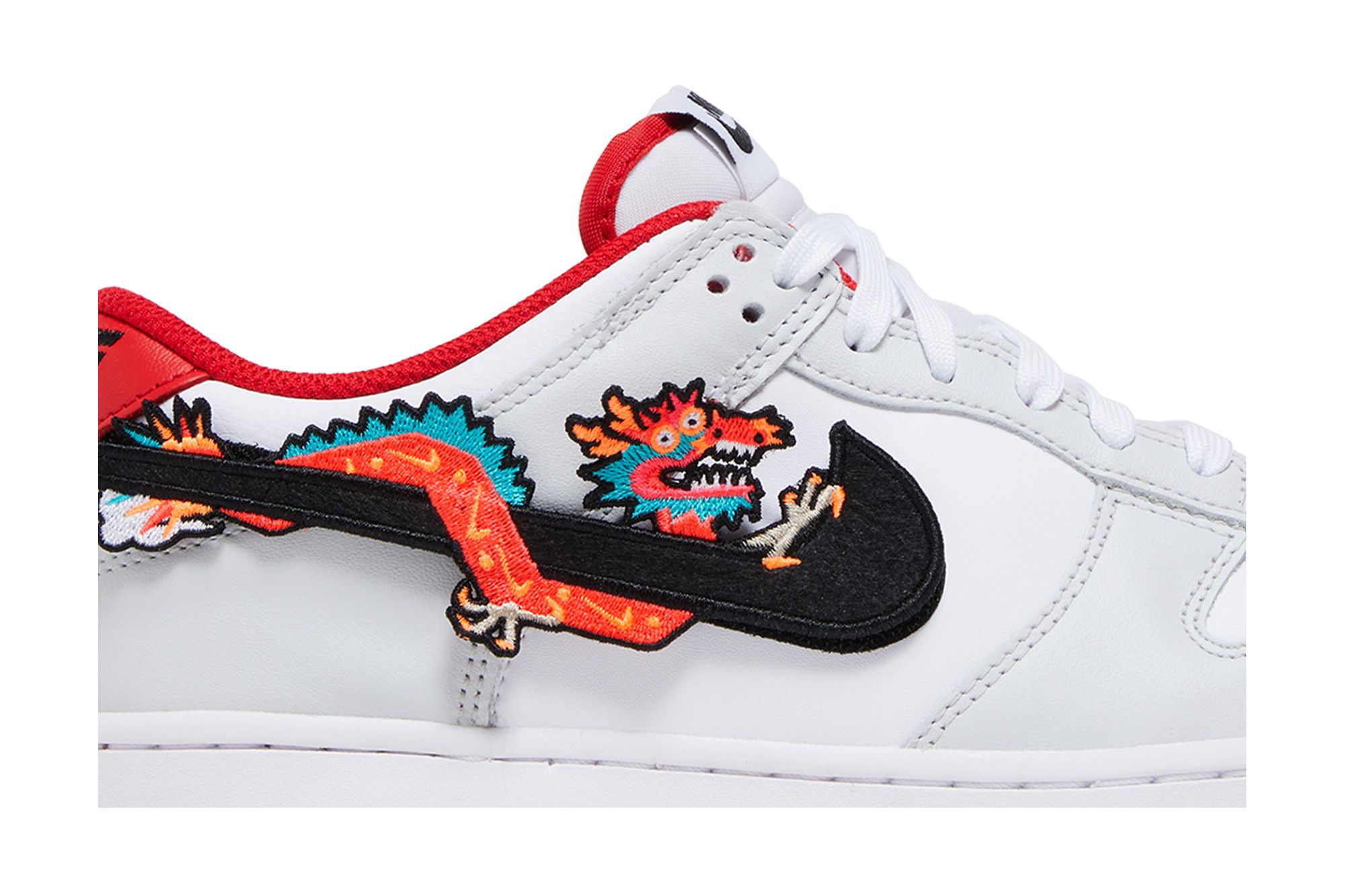 Order (JR) Nike Dunk Low 'Año del Dragón' FZ5528-101