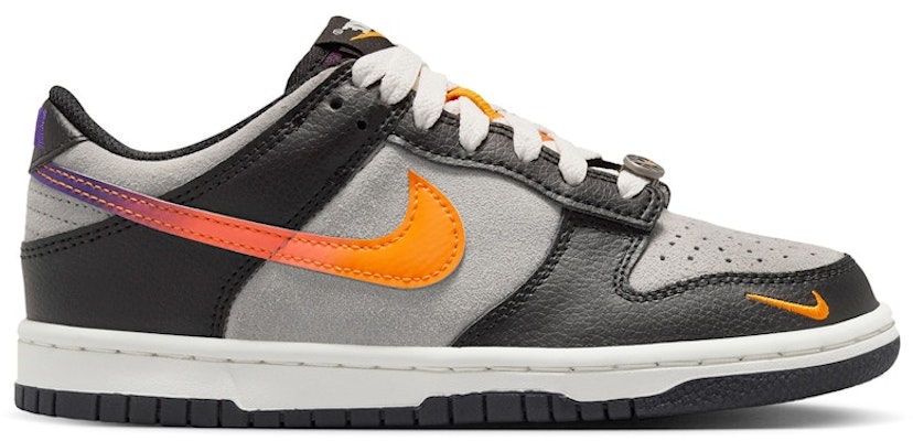 (JR) Nike Dunk Low Abu Medium Hitam Oranye Peel IQ0206-062 Buy (JR) Nike Dunk Low Abu Medium Hitam Oranye Peel IQ0206-062